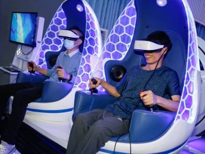 感受沉浸式 VR 影院体验，尽享震撼视听盛宴