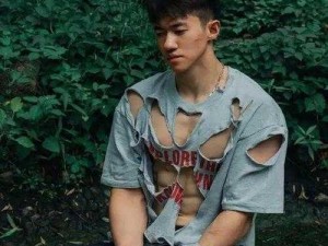 中国帅男同志 chinaGay 时尚潮流服饰，彰显个性与魅力